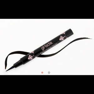 GIRLACTIK
Precise Marker Liner in Black Noir